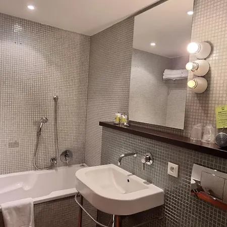 Hotel Burrhus 3*